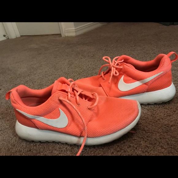 roshes women